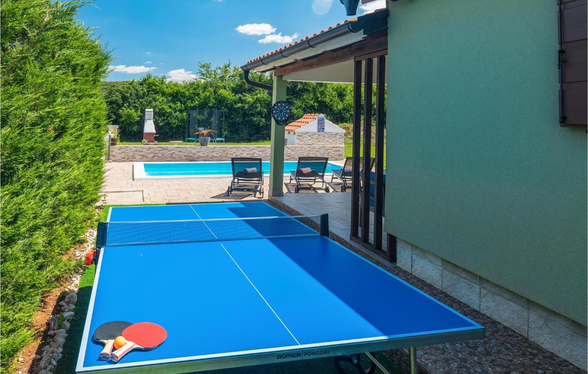 In With 2 Bedrooms, Wifi&outdoor Swimming Pool Rovinj